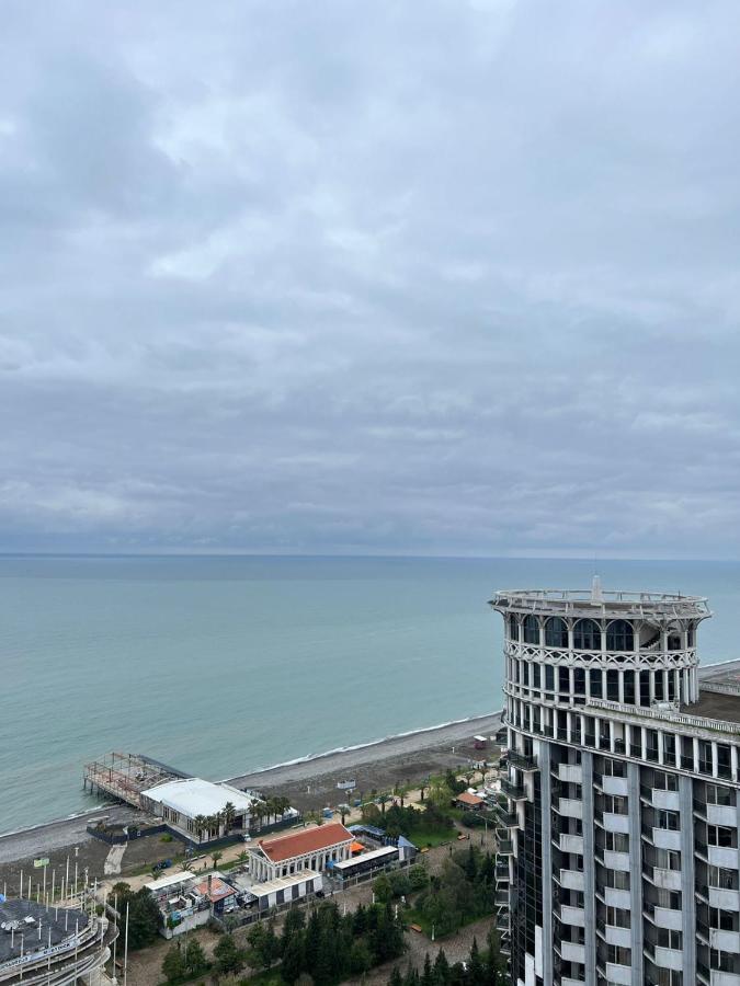 Holiday Lux Sea Towers Batumi Eksteriør bilde